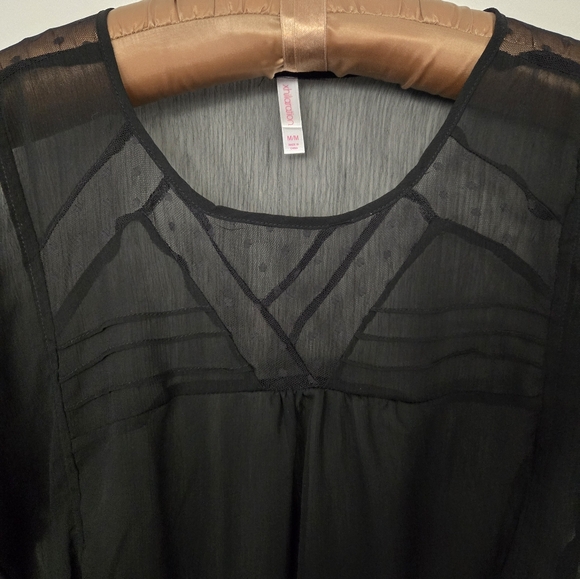 Xhilaration Black Sheer 1/2  sleeved Women's Top elastic waist with drop bottom - Picture 6 of 15
